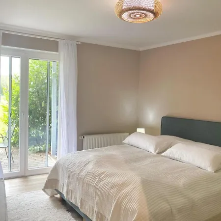 Rügen Westend - 8 Apartment Gingst