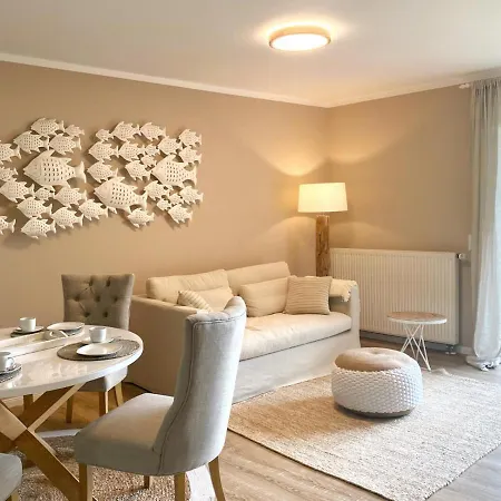 Rügen Westend - 8 Apartment Gingst